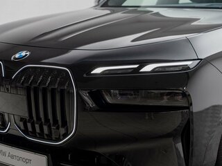 2025 BMW 7 серии 740i xDrive VII (G70), чёрный, 14650000 рублей, вид 2