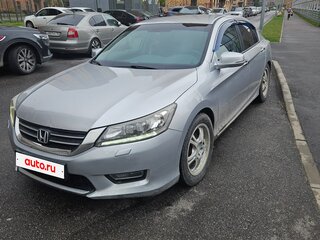 2013 Honda Accord IX, серебристый, 1400000 рублей, вид 1