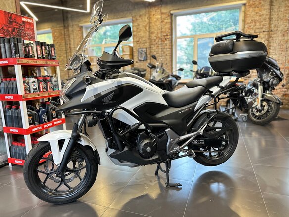 2014 Honda NC 750X, белый, 600000 рублей - вид 3