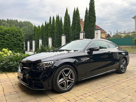 2020 Mercedes-Benz C-Класс 180 IV (W205) Рестайлинг, чёрный, 3900000 рублей, вид 1