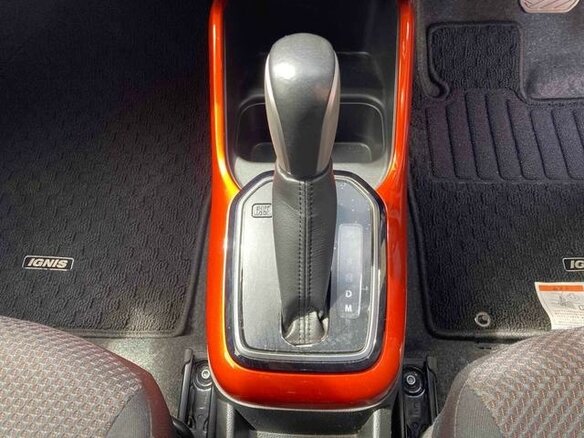 2022 Suzuki Ignis III Рестайлинг, белый, 768000 рублей - вид 14