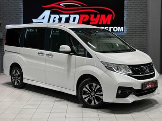 2017 Honda Stepwgn V, белый, 1897000 рублей, вид 1