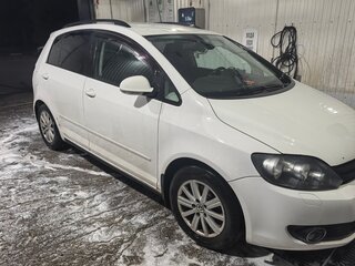 2012 Volkswagen Golf Plus II, белый, 624000 рублей, вид 3