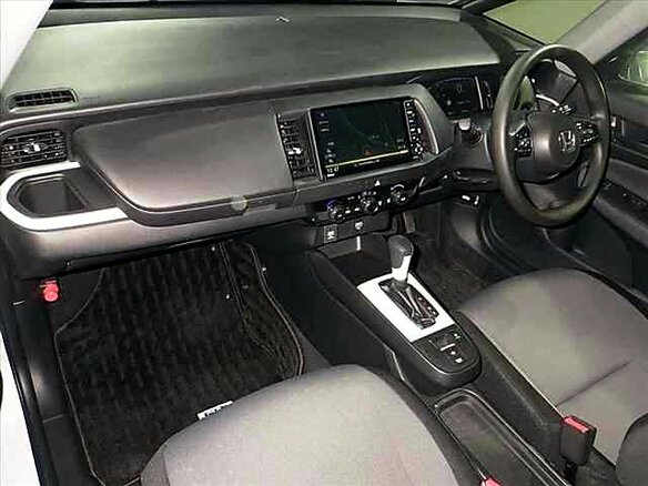 2023 Honda Fit IV Рестайлинг, белый, 992002 рублей - вид 6