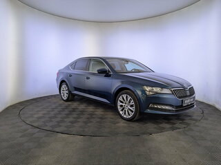 2022 Skoda Superb III Рестайлинг, синий, 3200000 рублей, вид 3