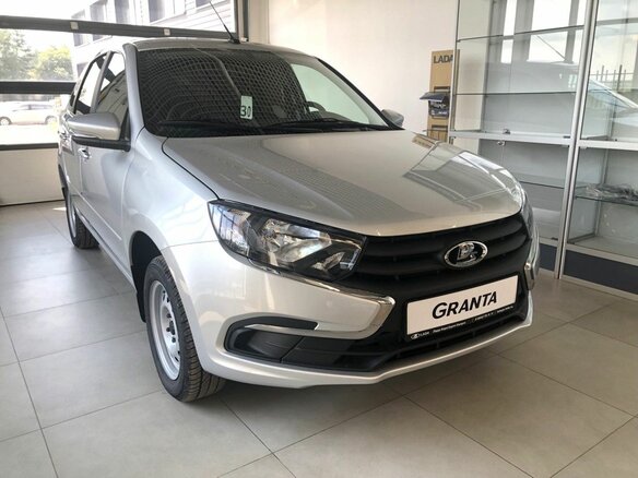 2026 Lada (ВАЗ) Granta I Рестайлинг, серебристый, 1037000 рублей