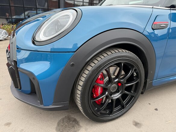 2021 Mini Hatch JCW III (F55/F56) Рестайлинг 2, синий, 3900000 рублей - вид 8