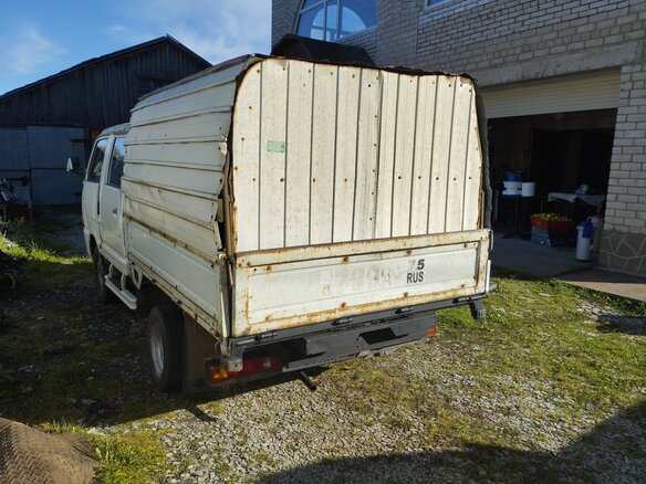 1993 Mazda Bongo, белый, 300000 рублей - вид 2