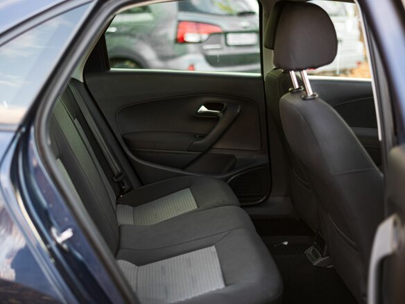 2014 Volkswagen Polo V, синий, 720000 рублей - вид 10