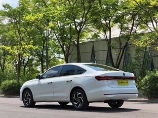 2026 Volkswagen Lavida IV, белый, 1350000 рублей, вид 5