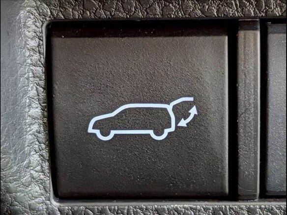 2019 Toyota RAV4 V (XA50), чёрный, 2900012 рублей - вид 13