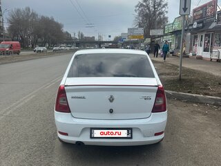 2015 Renault Logan I Рестайлинг, белый, 400000 рублей, вид 3
