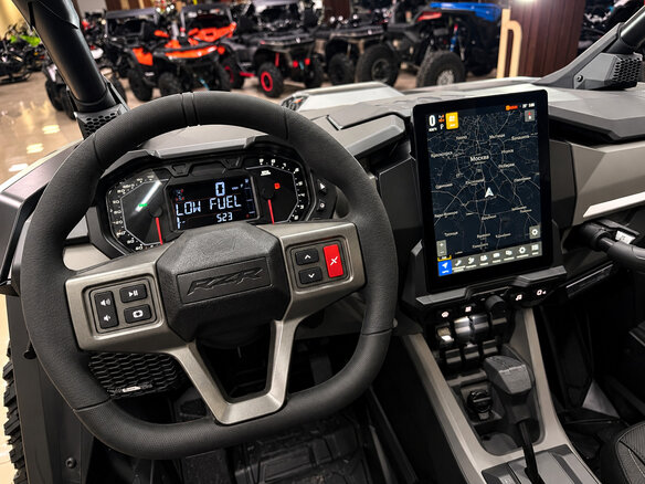 2026 Polaris RZR PRO R, чёрный, 6399000 рублей - вид 13