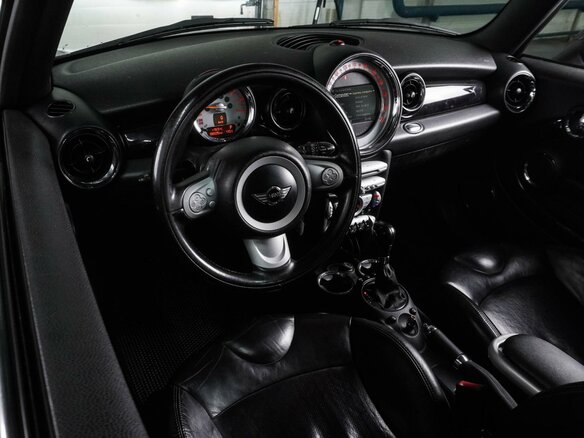 2009 Mini Hatch Cooper II (R56), чёрный, 1069000 рублей - вид 5