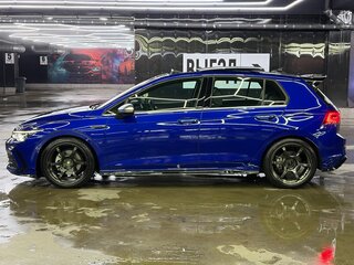 2021 Volkswagen Golf VIII, синий, 2550000 рублей, вид 2