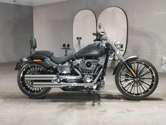 2025 Harley-Davidson Breakout, чёрный, 2700000 рублей