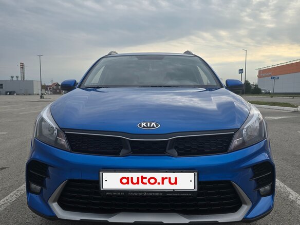 2021 Kia Rio X IV Рестайлинг, синий, 1850000 рублей - вид 1