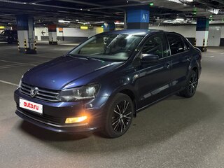 2016 Volkswagen Polo V Рестайлинг, синий, 990000 рублей, вид 2
