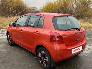 2006 Toyota Yaris Multimode II, оранжевый, 423000 рублей, вид 3