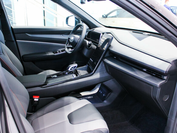 2026 Geely Cityray, серый - вид 27
