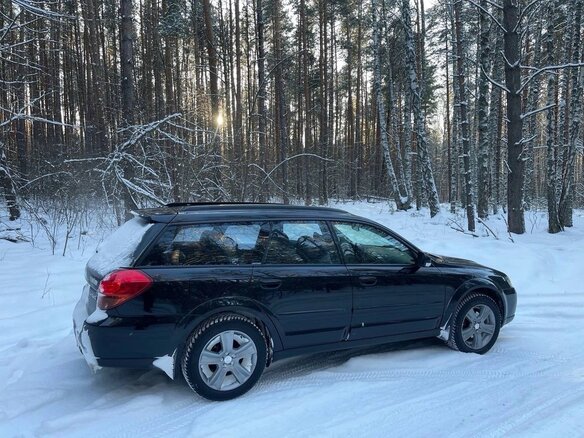 2004 Subaru Outback III, чёрный, 1400000 рублей - вид 4