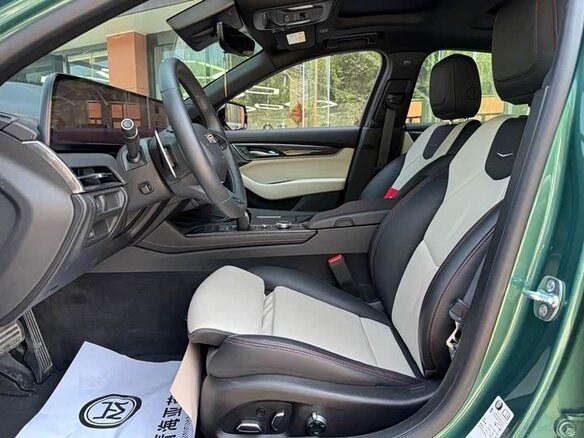 2025 Cadillac CT5 I Рестайлинг, зелёный, 5767055 рублей - вид 15