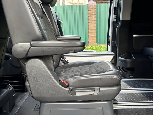 2015 Volkswagen Multivan T6, белый, 4200000 рублей - вид 22