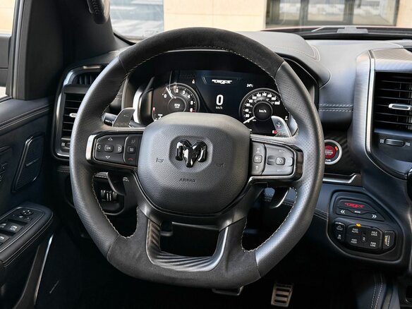 2024 Ram 1500 Crew Cab TRX V, красный, 15990000 рублей - вид 18