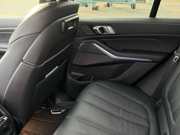 2022 BMW X5 40d IV (G05/G18), чёрный, 8900000 рублей - вид 6