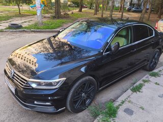 2018 Volkswagen Passat B8, чёрный, 1850000 рублей, вид 3