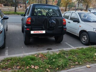 1996 Toyota RAV4 I (XA10), красный, 380000 рублей, вид 5