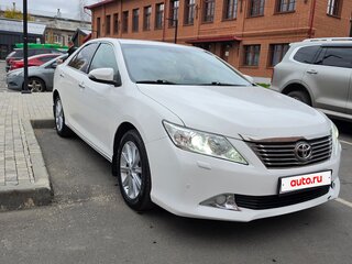2014 Toyota Camry VII (XV50), белый, 2100000 рублей, вид 2