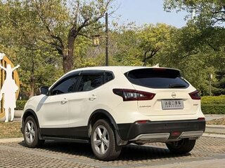 2023 Nissan Qashqai II Рестайлинг, белый, 1890000 рублей, вид 4