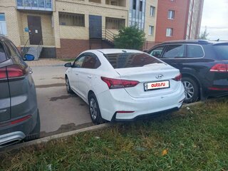 2017 Hyundai Solaris II, белый, 800000 рублей, вид 4