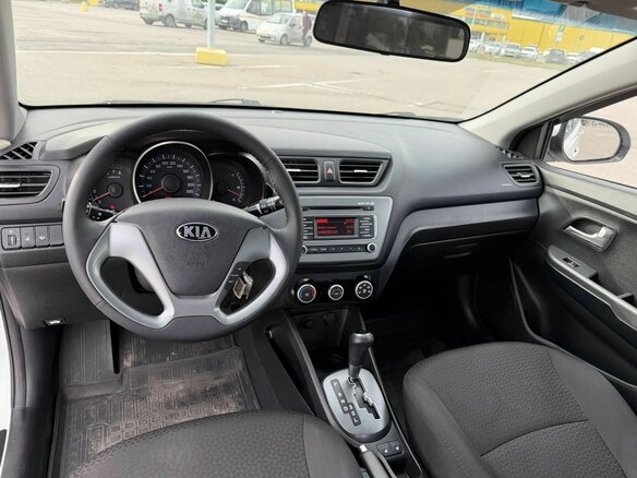 2015 Kia Rio III, белый, 1150000 рублей - вид 3
