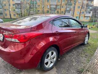 2011 Hyundai Elantra V (MD), красный, 780000 рублей, вид 3