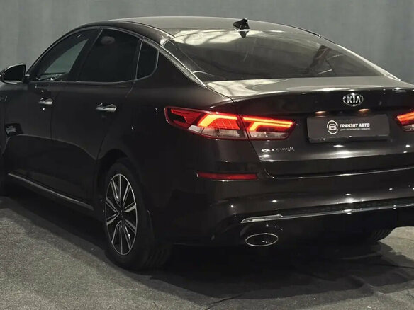 2018 Kia Optima IV Рестайлинг, коричневый, 1750000 рублей - вид 6