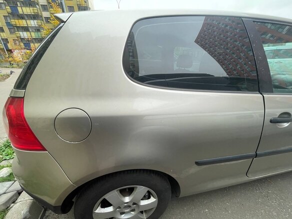 2005 Volkswagen Golf V, бежевый, 550000 рублей - вид 7