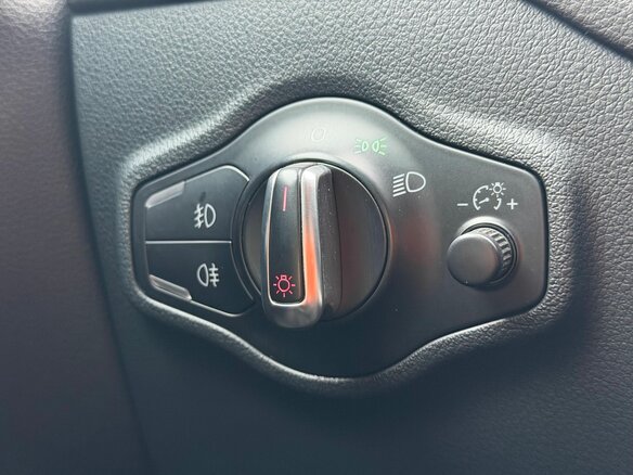 2012 Audi Q5 I (8R), белый, 1669000 рублей - вид 25