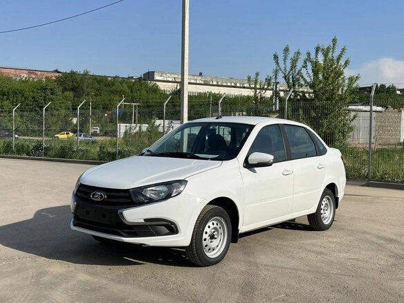 2026 Lada (ВАЗ) Granta I Рестайлинг, белый, 1068000 рублей