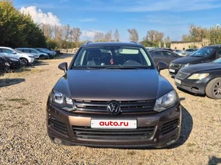 2011 Volkswagen Touareg II, коричневый, 1500000 рублей, вид 1