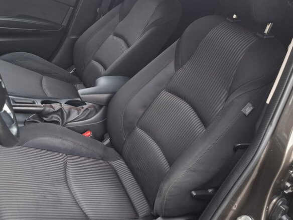 2014 Mazda 3 III (BM), серый, 1300000 рублей - вид 16