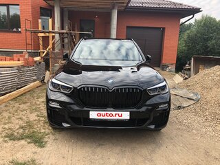 2019 BMW X5 40i IV (G05/G18), чёрный, 9000000 рублей, вид 2