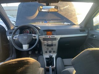 2008 Opel Astra H Рестайлинг, чёрный, 360000 рублей, вид 5