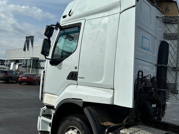 2011 Renault Premium, белый, 1250000 рублей - вид 5