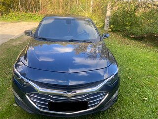 2019 Chevrolet Malibu IX Рестайлинг, синий, 1400000 рублей, вид 3