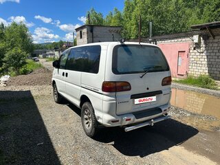 1996 Mitsubishi Delica IV, белый, 430000 рублей, вид 5
