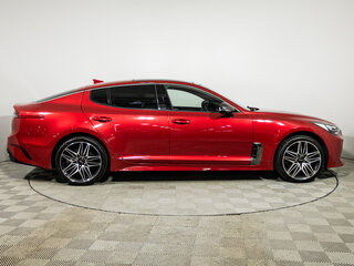 2022 Kia Stinger I Рестайлинг, красный, 3240000 рублей, вид 4