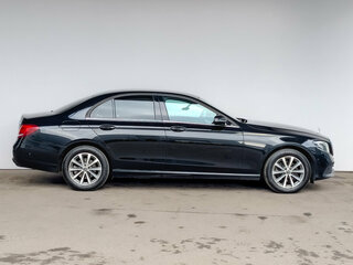 2020 Mercedes-Benz E-Класс 200 d V (W213, S213, C238), чёрный, 2500000 рублей, вид 4