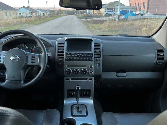2007 Nissan Pathfinder III, серый, 1190000 рублей - вид 10